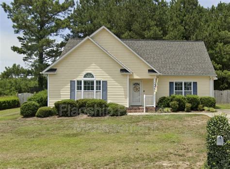 1308 Bristolmoor Dr Winterville Nc 28590 See Est Value Schools And More