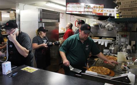 Pizza Hut Reports Brisk Business On First Day Theperrynews