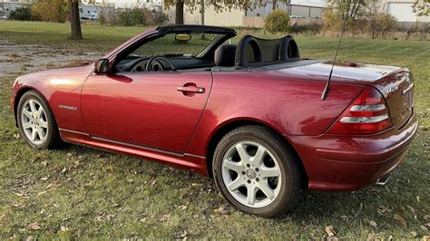 2001 Mercedes Benz Slk230 Convertible For Sale At Auction Mecum Auctions