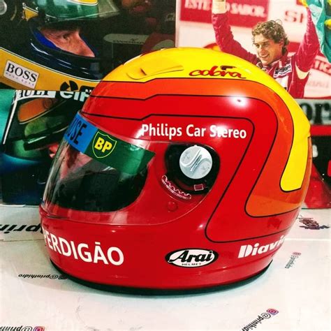 Capacete de Maurício Gugelmim ex piloto brasileiro de Fórmula 1