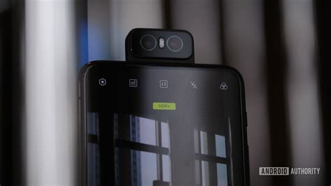 ASUS Zenfone 7 leak shows familiar flippy camera - Android Authority