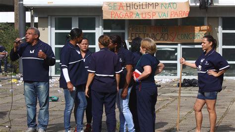 Fotos Funcionários e alunos da USP fazem protesto contra atraso no