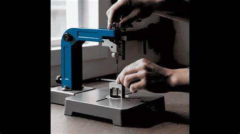 how to change a scroll saw blade