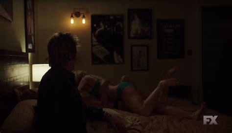 Naked Elaine Hendrix In Sex Drugs Rock Roll