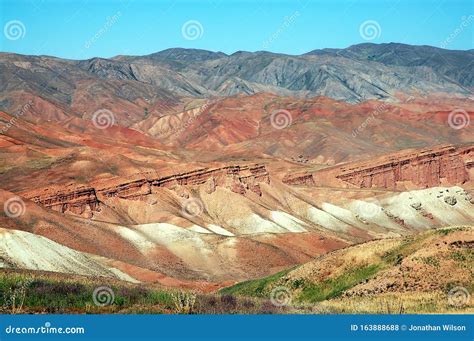 Hindu Kush Mountain Scenery between Lal and Dowlat Yar in Ghor Province ...