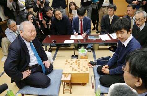 対局を終え、取材に応じる現役最年長棋士の：将棋・加藤一二三九段 写真特集：時事ドットコム