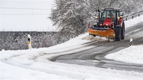 Unwetterwarnungen F R Bayern Starker Schneefall Sorgt F R Etliche