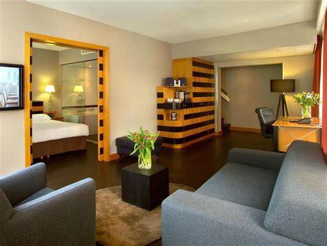 Swissôtel Amsterdam Hotel - Deals, Photos & Reviews