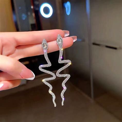 Сережки женские, серьги женские змеи со стразами серебро - купить с ...