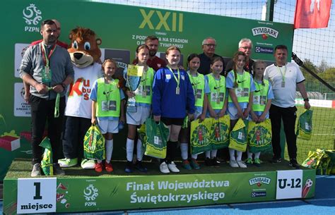 Futbolistki Gminy Brody Team wygrały w Nowinach Turniej Z Podwórka na