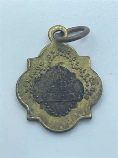 Ancienne Medaille Religieuse Basilique Notre Dame De Lourdes