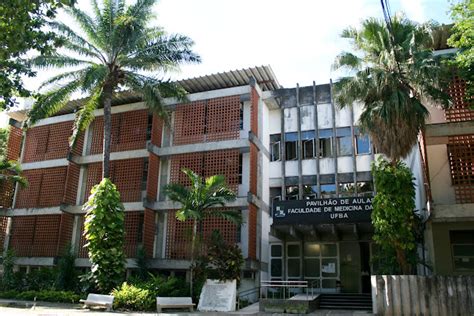 Avalia Es Sobre Faculdade De Medicina Da Bahia Da Universidade