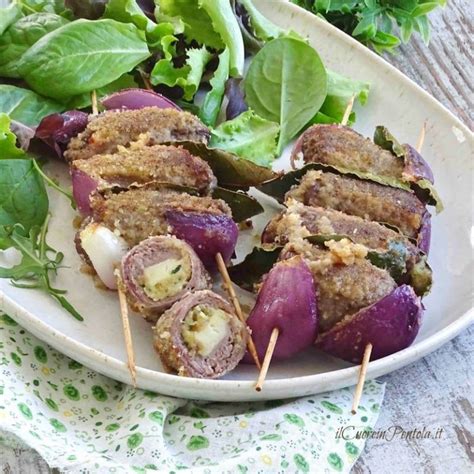 Involtini Di Carne Con Prosciutto E Formaggio In Padella E Al Forno