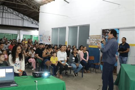 Prefeitura de Chapadão do Sul promove reunião pais e apresenta