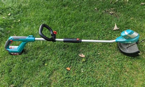 Bosch Advanced Cut Cordless Strimmer Tested 2024 Review