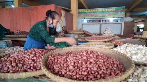 Harga Bawang Merah Melonjak Tinggi Dampak Banjir Demak Pedagang Pasar