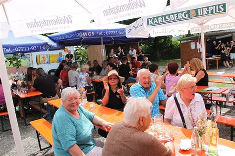 Stockach Musikverein feiert in Hoppetenzell mit seinen Gästen SÜDKURIER