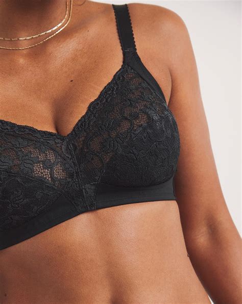 Triumph Delicate Doreen Nonwired Bra Blk J D Williams