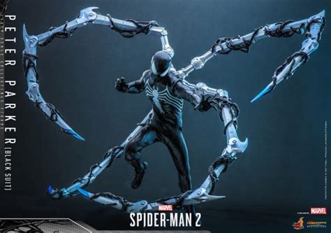 Hot Toys Unveils Black Suit Peter Parker Sixth Scale Figure From Marvel S Spider Man