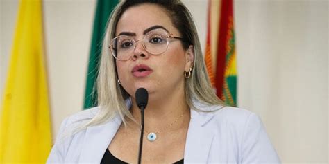 Deputada Michelle Melo sai da liderança de Gladson Cameli na Aleac