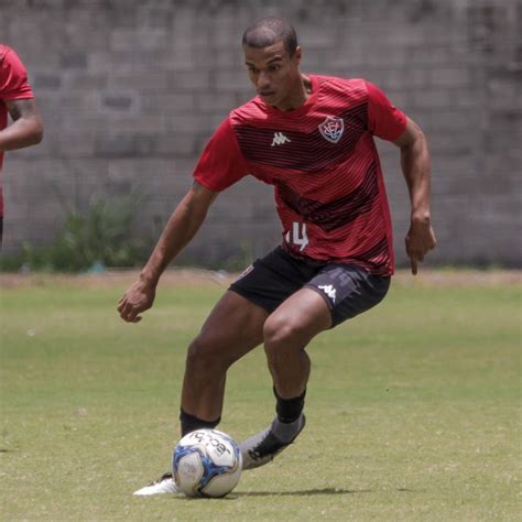 Retornos Geninho Convoca Atletas Para Jogo Contra Crb Nesta