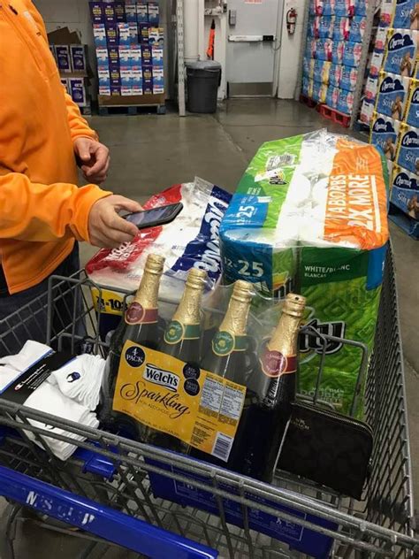 How To Use The Sams Club Scan And Go App Stockpiling Moms™