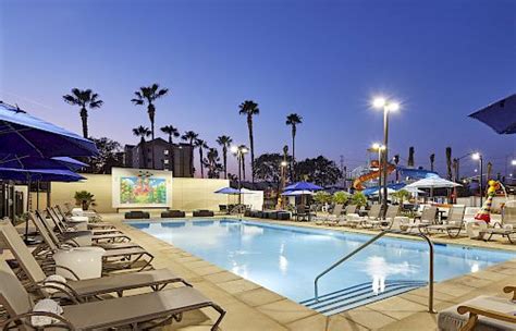 Photos | Cambria Hotels & Suites Anaheim/Disneyland®