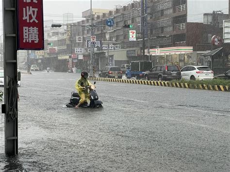 海葵回馬槍雨彈狂炸！彰化瞬間暴雨釀災 鹿港天后宮淹水、員基拉封鎖線 生活 三立新聞網 Setn