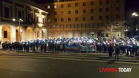 Stop A Tutte Le Guerre Scioperi E Manifestazioni Anche A Livorno