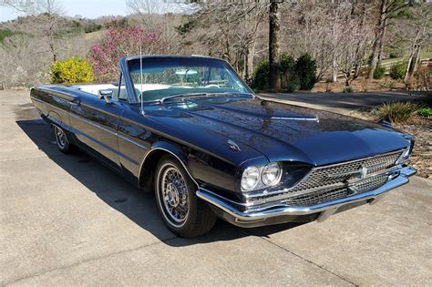 1966 Ford Thunderbird