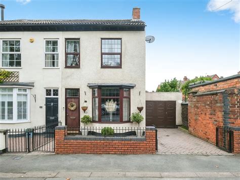 3 Bed Semi Detached House For Sale In Middlemore Lane Aldridge