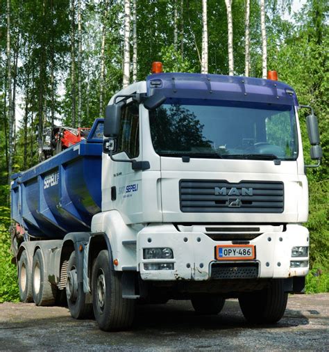 Koura-auto - Satusepeli Oy