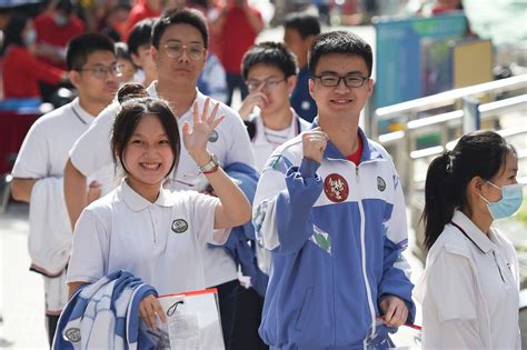 The Chinese baccalaureate, "gaokao", key to success and prestige - Time ...