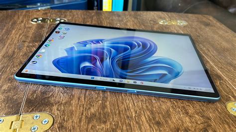 Slideshow Microsoft Surface Pro 9 Photos