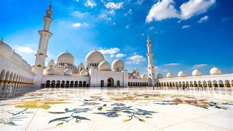 Days In Abu Dhabi Itinerary Exploring The City S Modern Marvels And