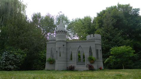 Man Constructs 3d Printed Concrete Castle Iflscience Printed