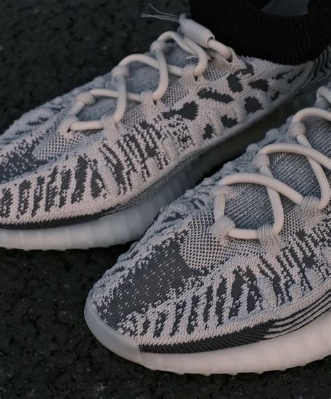 Adidas Yeezy Boost 350 V2 Cmpct Panda Release Date Sbd