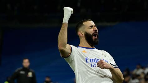 Liga Le Real Madrid Domine Le Derby Face Latletico Et Prend Le