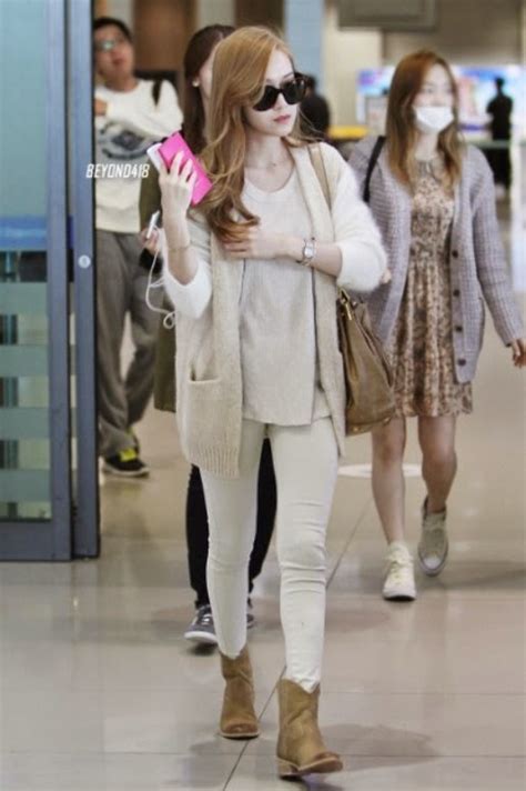 Airport Fashion: SNSD Jessica - Official Korean Fashion