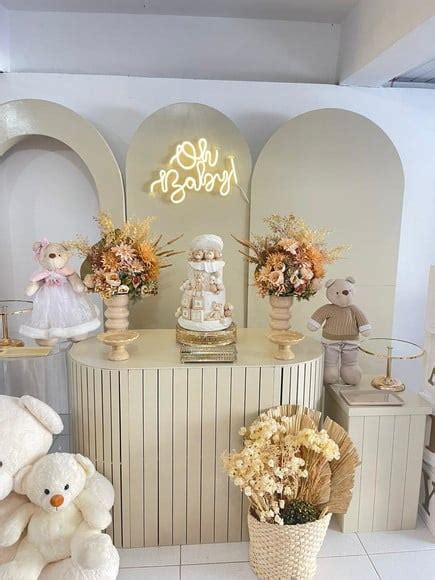 Locação Decoração Chá Revelação Nude e Dourado Elo