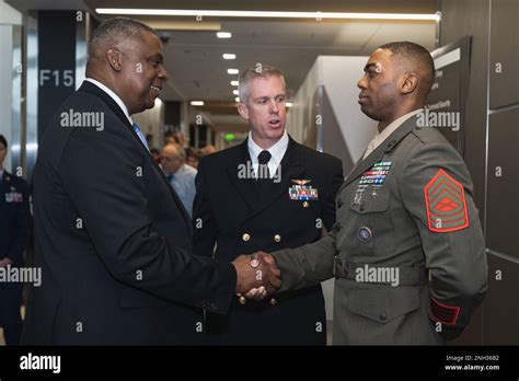 Secretary Of Defense Lloyd J Austin Iii Presents His Coin To Service