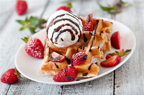 10 Best Ice Cream Waffles To Satisfy Your Sweet Tooth 2022