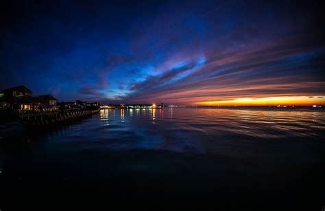 Tips On How To Take Night Pictures Of Water
