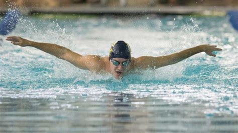 St. Thomas swimmers win city championship - ABC13 Houston