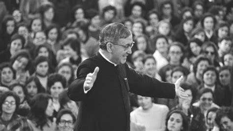 La Catedral de Málaga celebra a San Josemaría Escrivá en su memoria