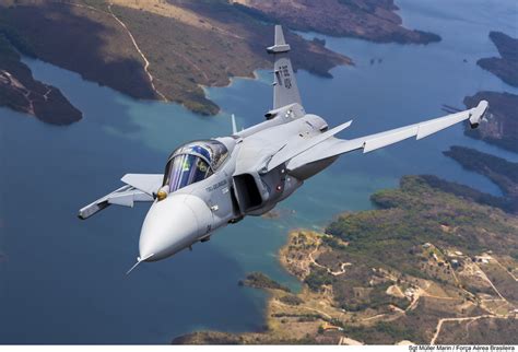 F 39E gripen sobrevoando o Rio Corumbá Saab F 39E Gripen N Flickr