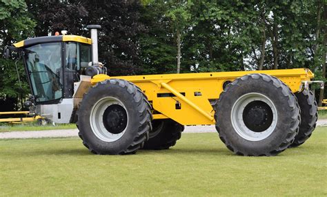 Is this new rig the ultimate multi-function tractor? - Agriland.ie