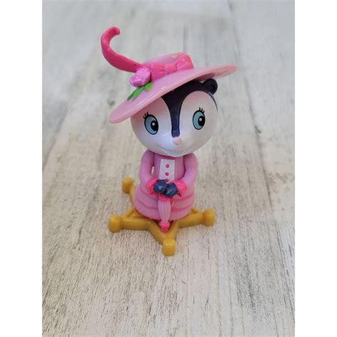 Disney Priscilla Skunk Sheriff Callie Wild West Toy Figure - Etsy