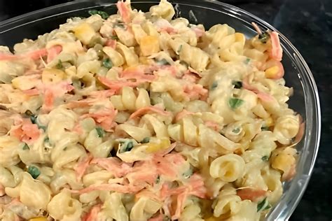 Salada de macarrão maionese ou macarronese perfeita para o almoço