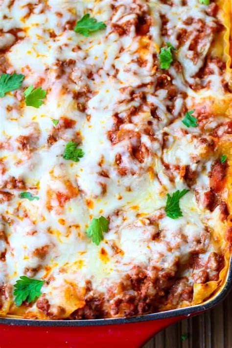 Classic Beef Lasagna The Best Lasagna Recipe Mantitlement